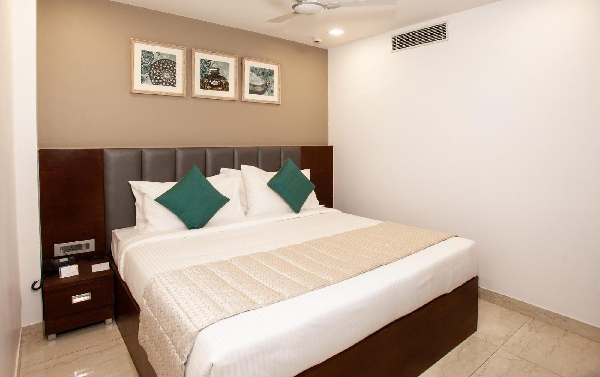 Mango Suites Viera Hyderabad Exterior photo