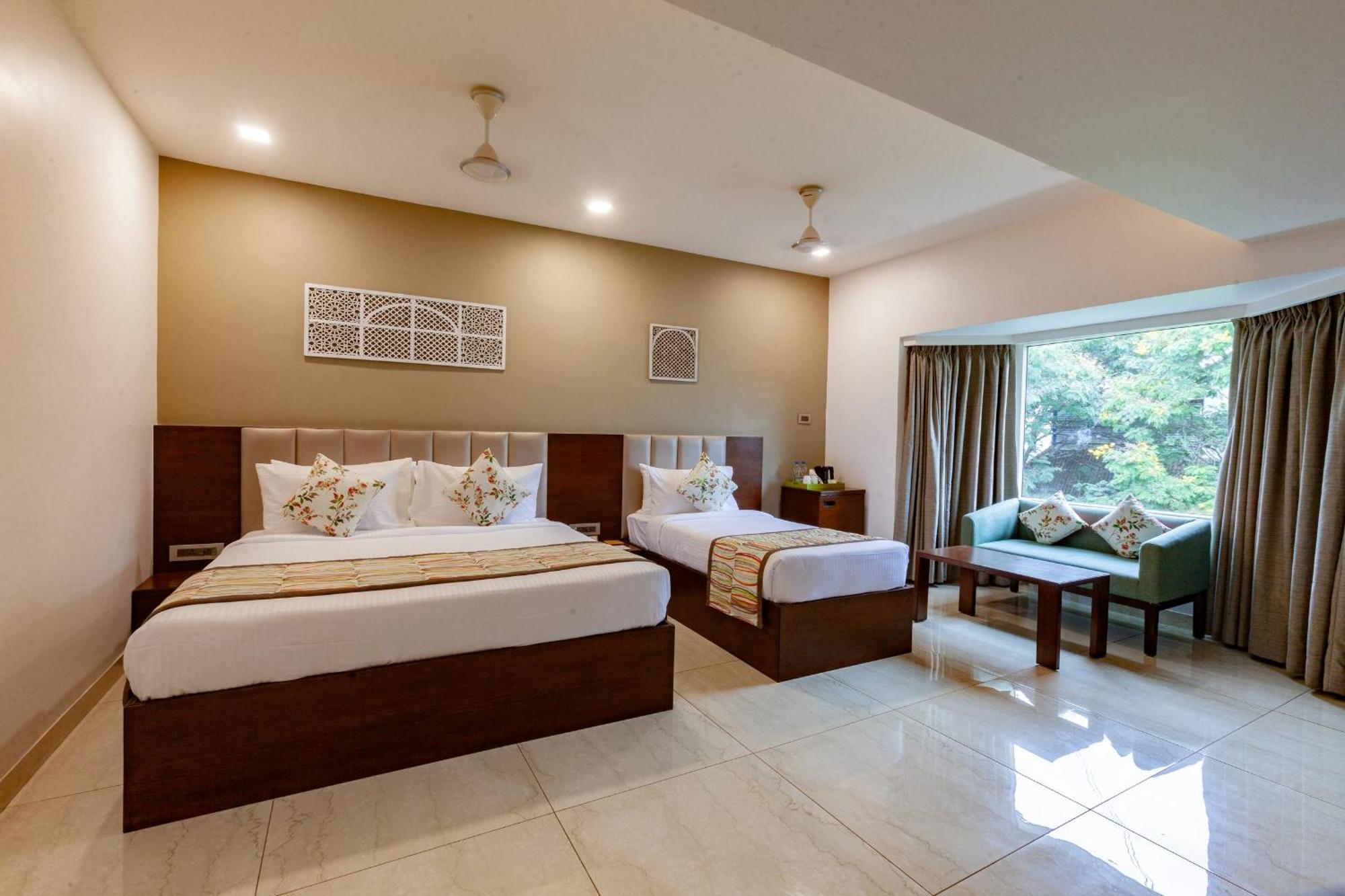 Mango Suites Viera Hyderabad Exterior photo